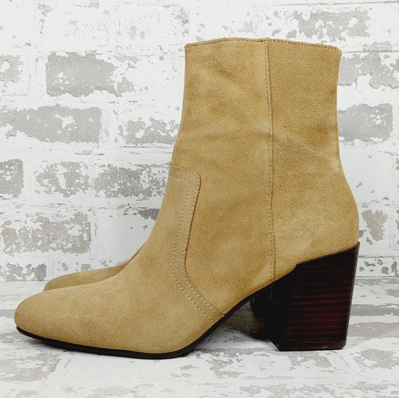 NEW Blondo Women's Sadie Waterproof Tan Suede Ankle Booties F1008